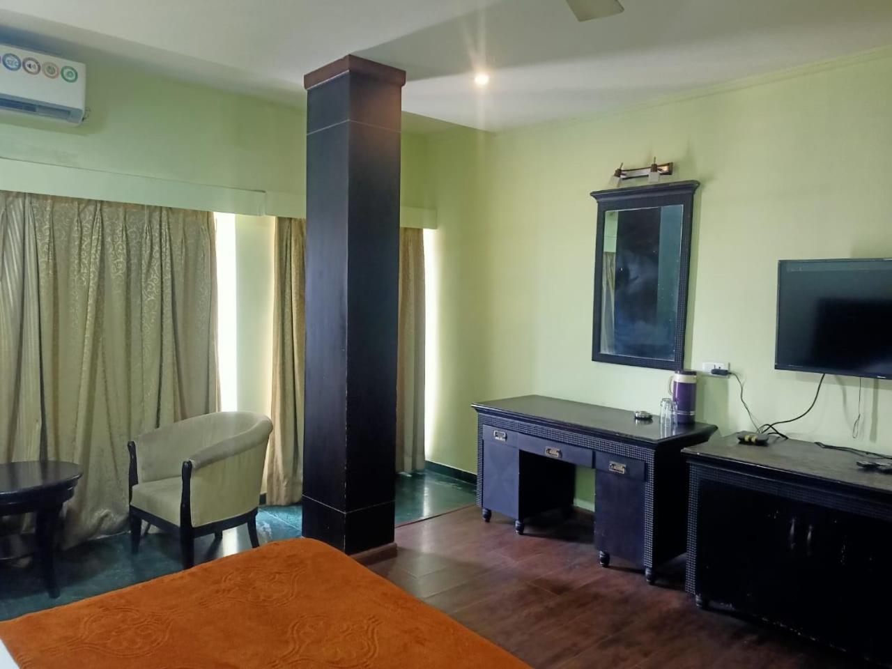 Hotel Skylark Nagpur Exterior photo