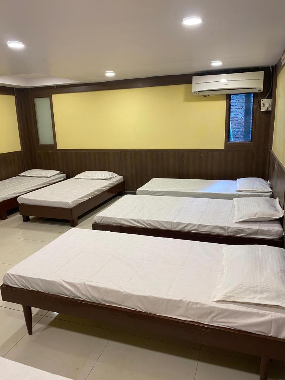 Hotel Skylark Nagpur Exterior photo